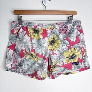 Patagonia Tropical Print Baggies Size Girls XXL 16/18 EUC